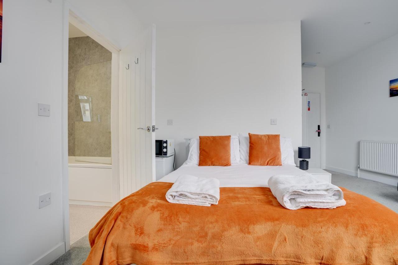 Homesly Guest Rooms, Comfortable En-Suite Guest Rooms With Free Parking And Self Check-In Berwick Upon Tweed Dış mekan fotoğraf